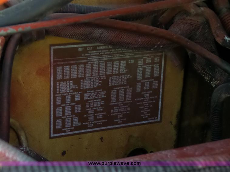 image for item K5761 1993 Peterbilt 379 semi truck