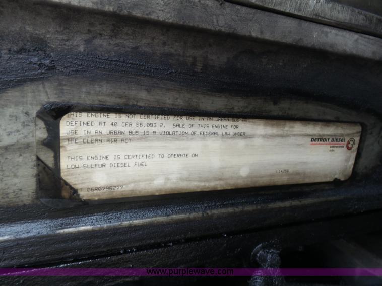 image for item K5767 2005 Freightliner Columbia semi truck