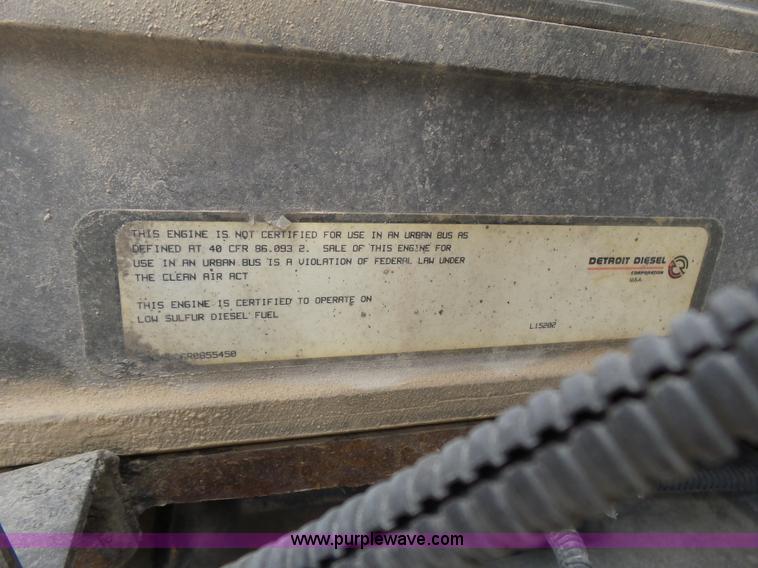 image for item K5768 2006 Freightliner Columbia semi truck