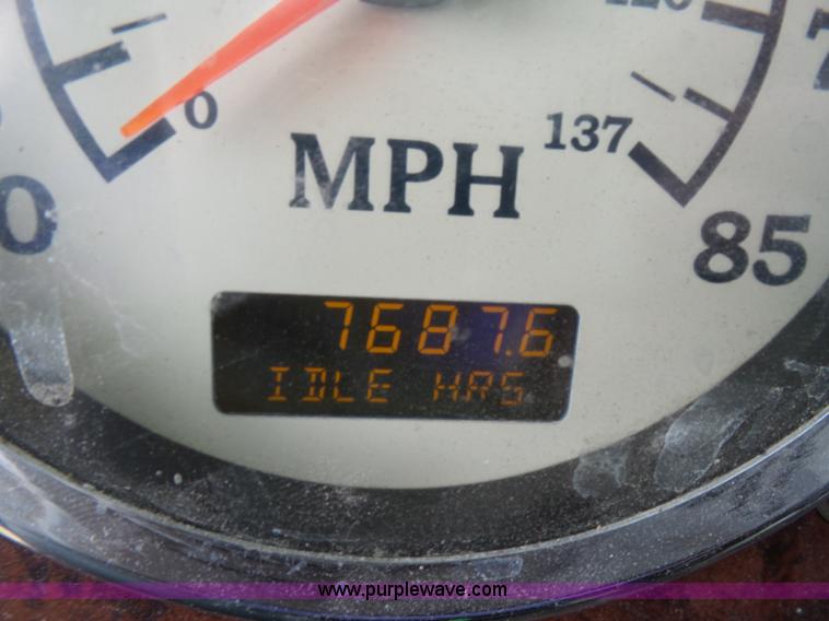 image for item K5769 2007 International 9400i semi truck