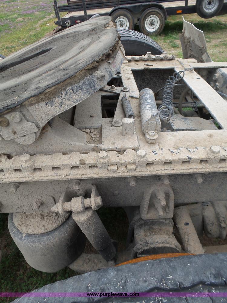 image for item K5769 2007 International 9400i semi truck