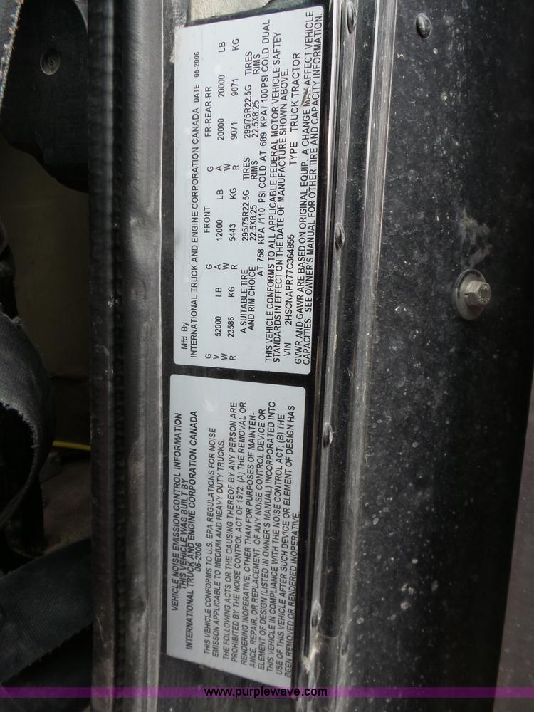 image for item K5769 2007 International 9400i semi truck