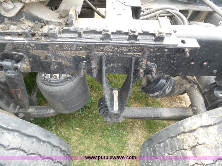 image for item K5770 2007 International 9400i semi truck