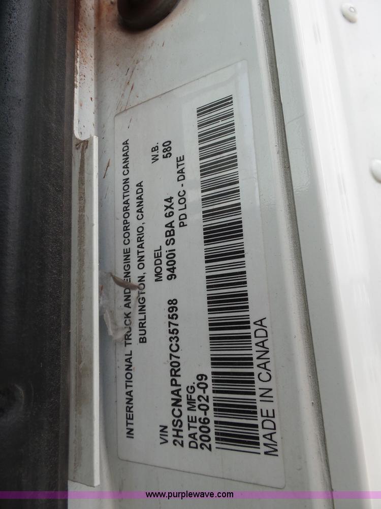 image for item K5772 2007 International 9400i semi truck