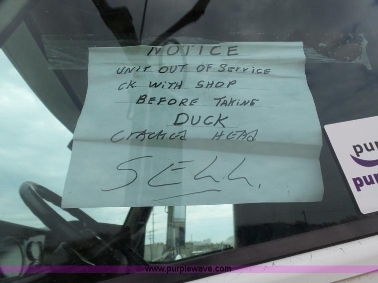 image for item K5772 2007 International 9400i semi truck