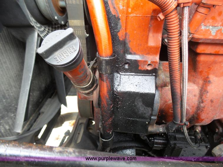 image for item L5418 2006 International 9400i semi truck