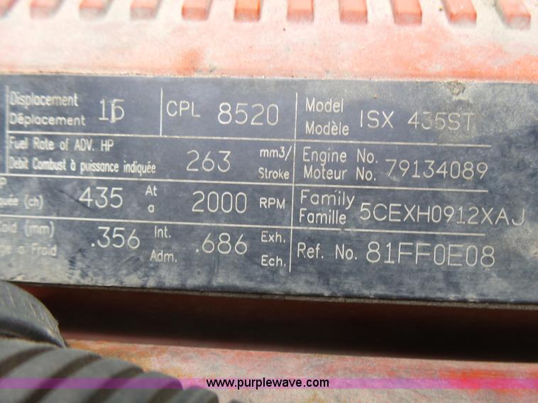 image for item L5418 2006 International 9400i semi truck