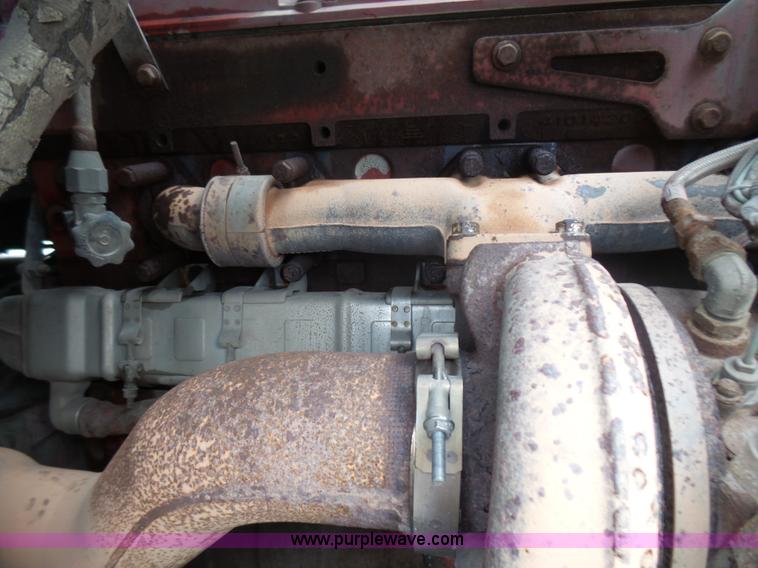 image for item L5418 2006 International 9400i semi truck