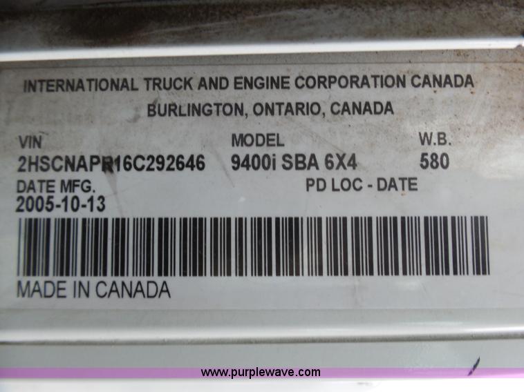 image for item L5418 2006 International 9400i semi truck
