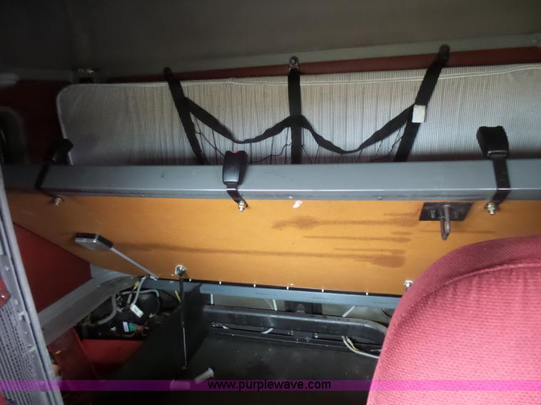 image for item L5419 2003 Freightliner Century Class ST120 semi truck