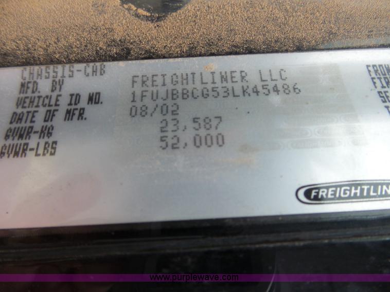 image for item L5419 2003 Freightliner Century Class ST120 semi truck