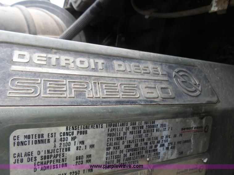 image for item L5419 2003 Freightliner Century Class ST120 semi truck