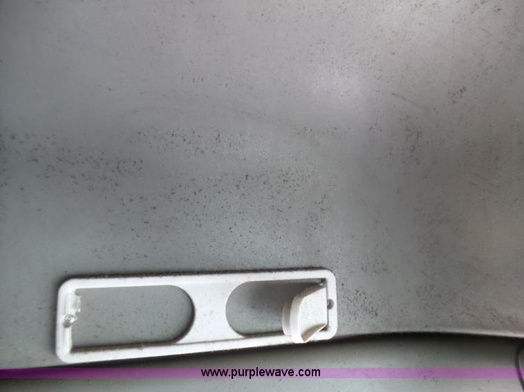 image for item L5422 2006 Freightliner Century Class ST120 semi truck