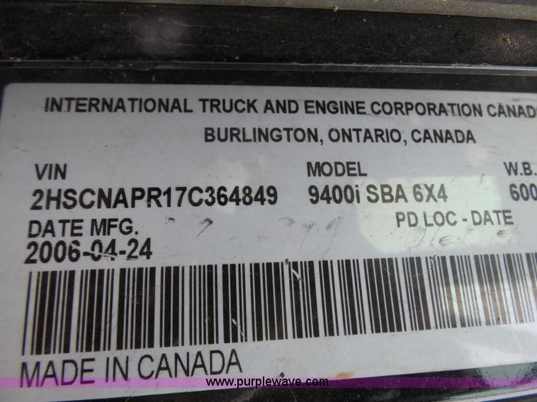 image for item L5423 2007 International 9400i semi truck