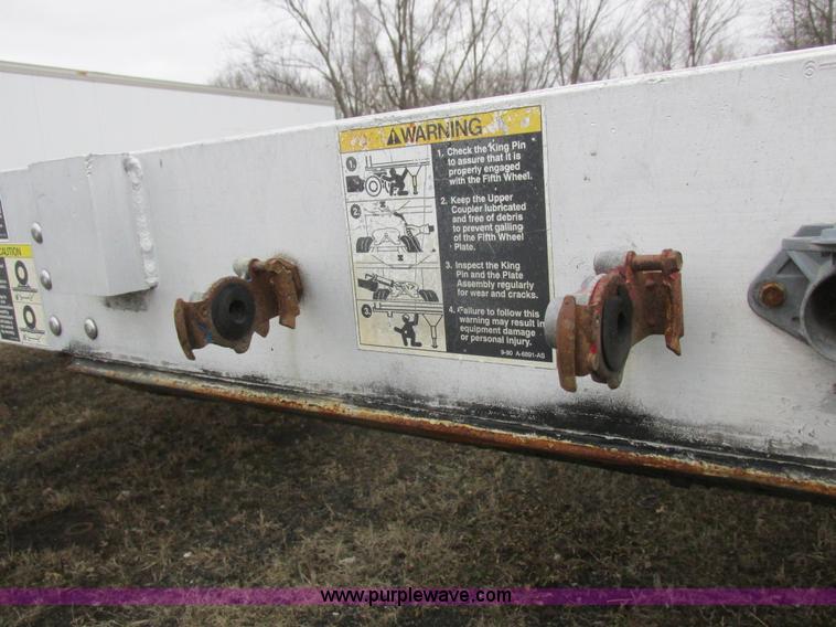 image for item L7102 1999 Wilson CF902 flatbed trailer