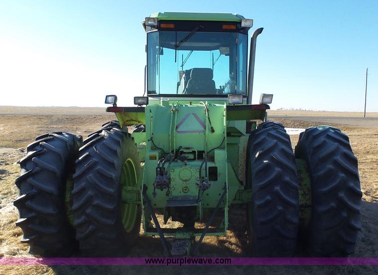 image for item AL9222 1987 Steiger Wildcat 1000 4WD tractor