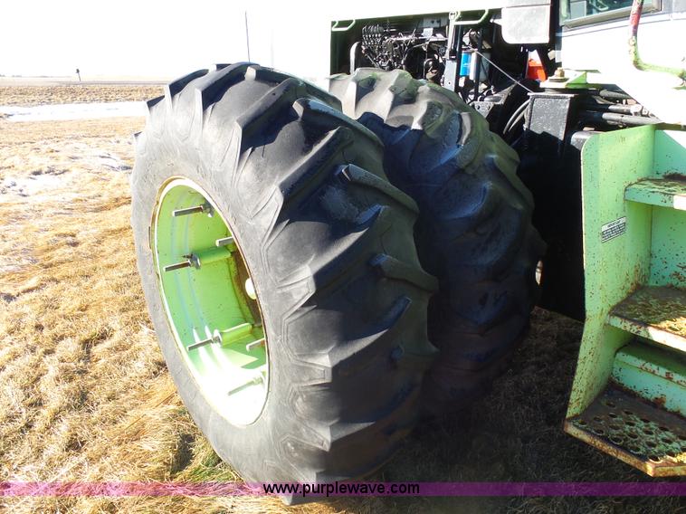 image for item AL9222 1987 Steiger Wildcat 1000 4WD tractor