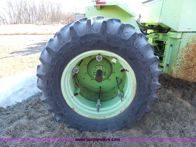image for item AL9222 1987 Steiger Wildcat 1000 4WD tractor
