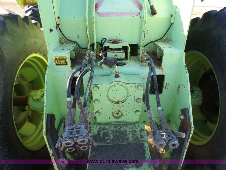 image for item AL9222 1987 Steiger Wildcat 1000 4WD tractor