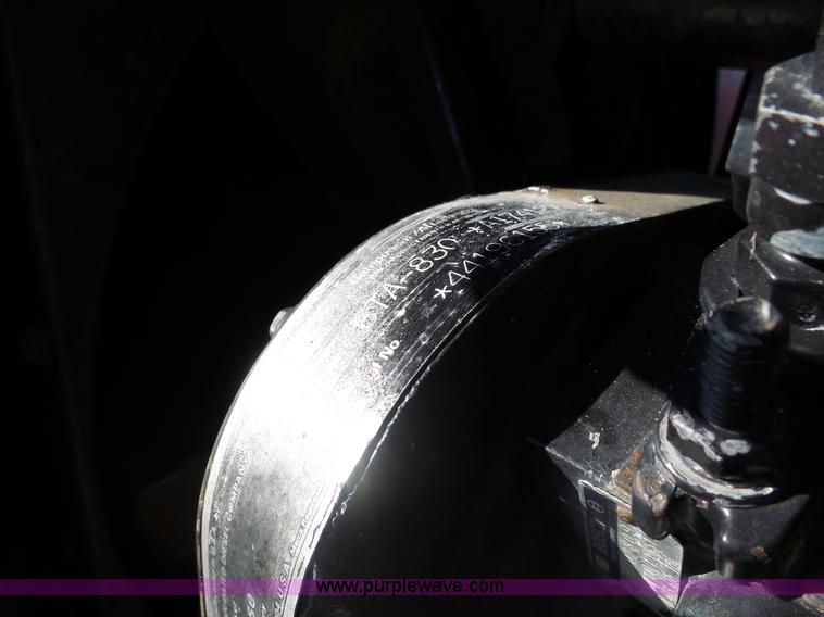 image for item AL9222 1987 Steiger Wildcat 1000 4WD tractor