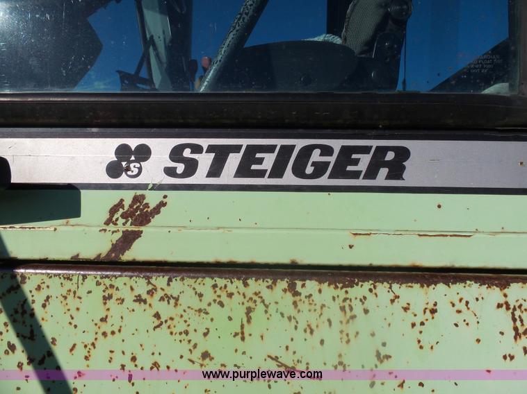 image for item AL9222 1987 Steiger Wildcat 1000 4WD tractor