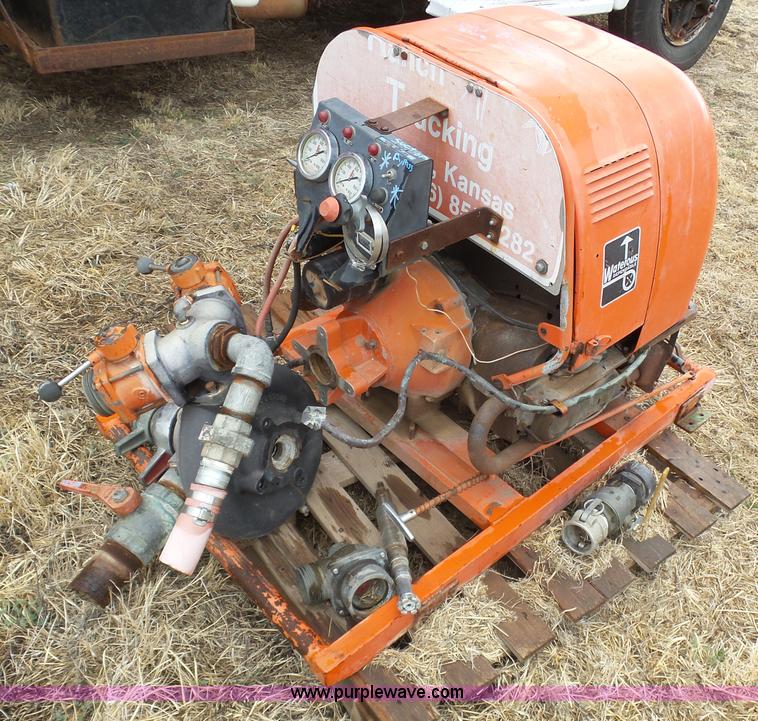 image for item AR9454 (2) pumps