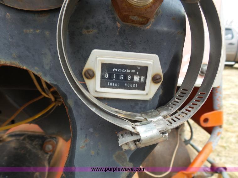 image for item AR9454 (2) pumps