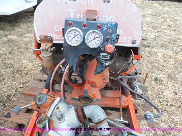 image for item AR9454 (2) pumps