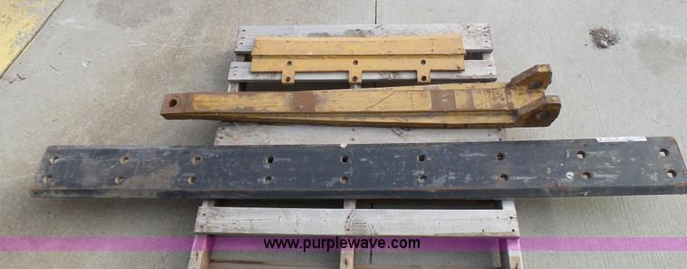 image for item BT9277 Assorted Reynolds scraper accessories