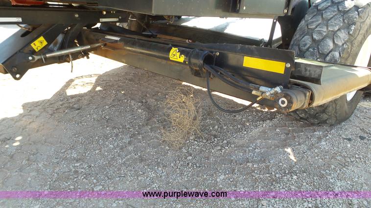 image for item BZ9070 2012 MacDon M205 self-propelled windrower