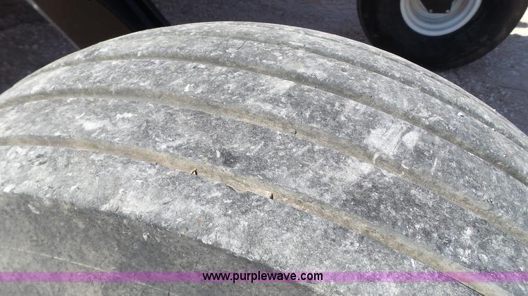 image for item BZ9070 2012 MacDon M205 self-propelled windrower