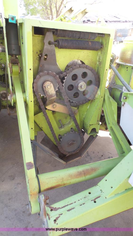 image for item J1255 2009 Claas RU600 rotary head