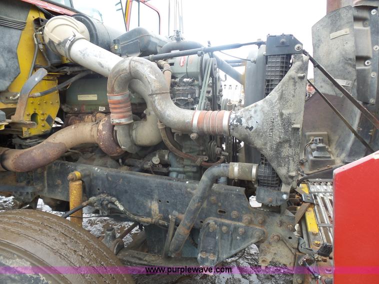 image for item J1685 1993 Freightliner silage grain truck