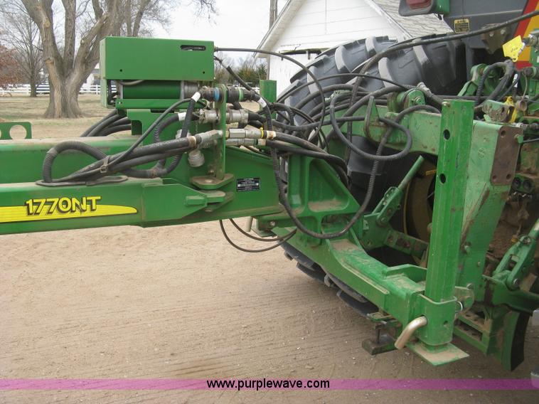 image for item J2874 2013 John Deere 1770NT CCS no-till planter