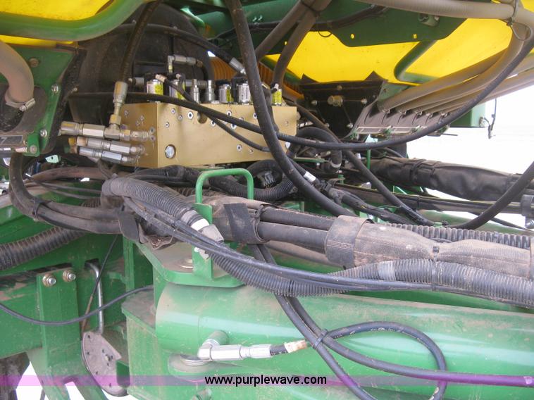 image for item J2874 2013 John Deere 1770NT CCS no-till planter