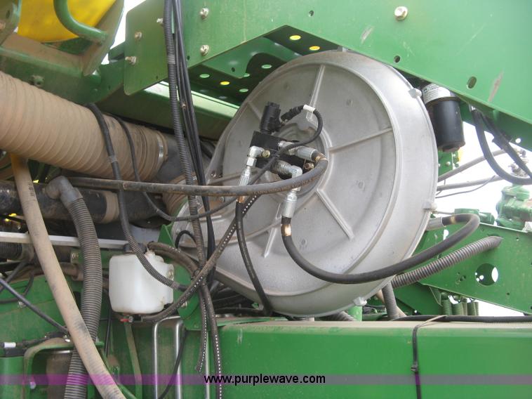 image for item J2874 2013 John Deere 1770NT CCS no-till planter