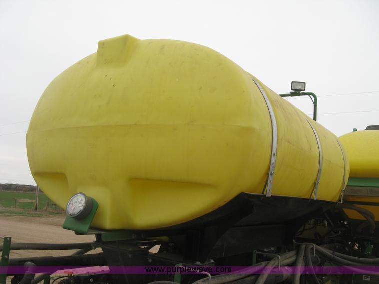 image for item J2874 2013 John Deere 1770NT CCS no-till planter