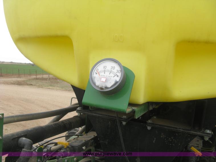 image for item J2874 2013 John Deere 1770NT CCS no-till planter