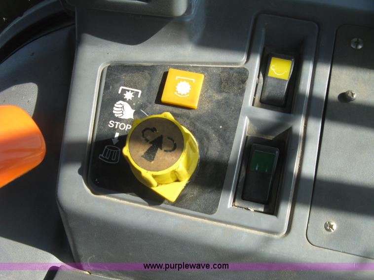 image for item J2886 1996 New Holland 7740 MFWD tractor