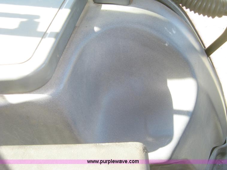 image for item J2886 1996 New Holland 7740 MFWD tractor