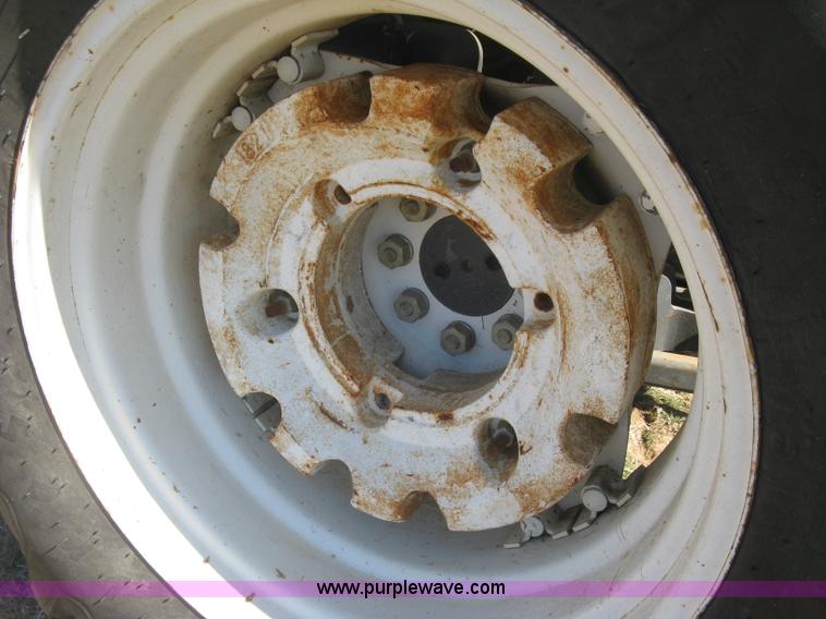 image for item J2886 1996 New Holland 7740 MFWD tractor