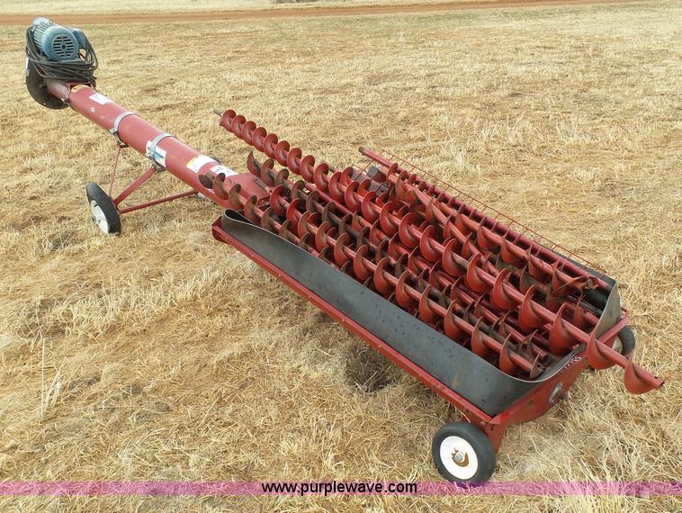 image for item J6222 Hutchinson Mayrath grain auger