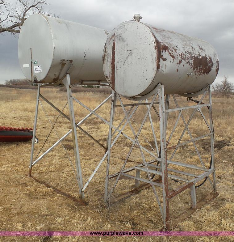 image for item J6223 (2) fuel tanks