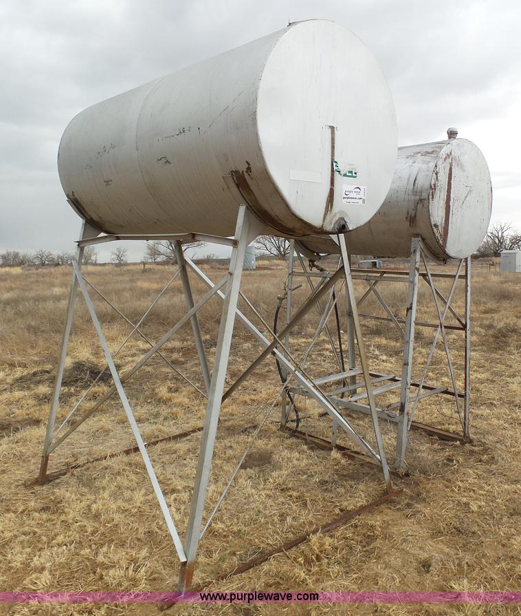 image for item J6223 (2) fuel tanks