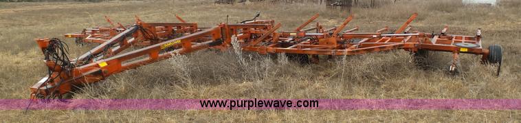 image for item J6226 Sunflower 3690-45 sweep plow
