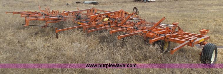 image for item J6226 Sunflower 3690-45 sweep plow