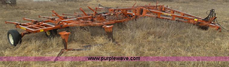image for item J6226 Sunflower 3690-45 sweep plow
