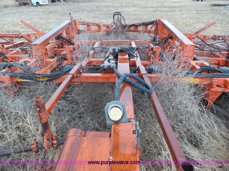 image for item J6226 Sunflower 3690-45 sweep plow