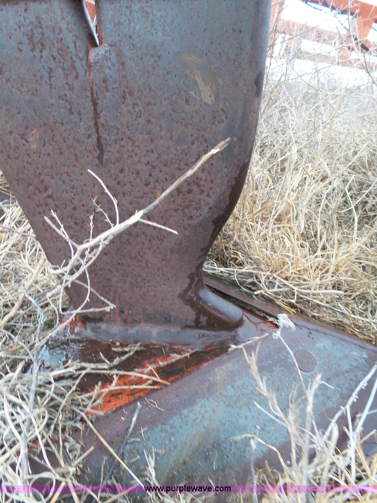 image for item J6226 Sunflower 3690-45 sweep plow