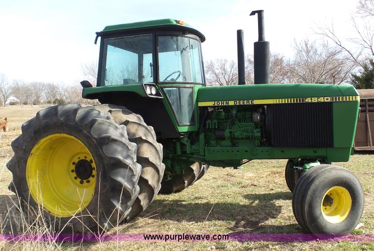 image for item J6265 1981 John Deere 4840 tractor